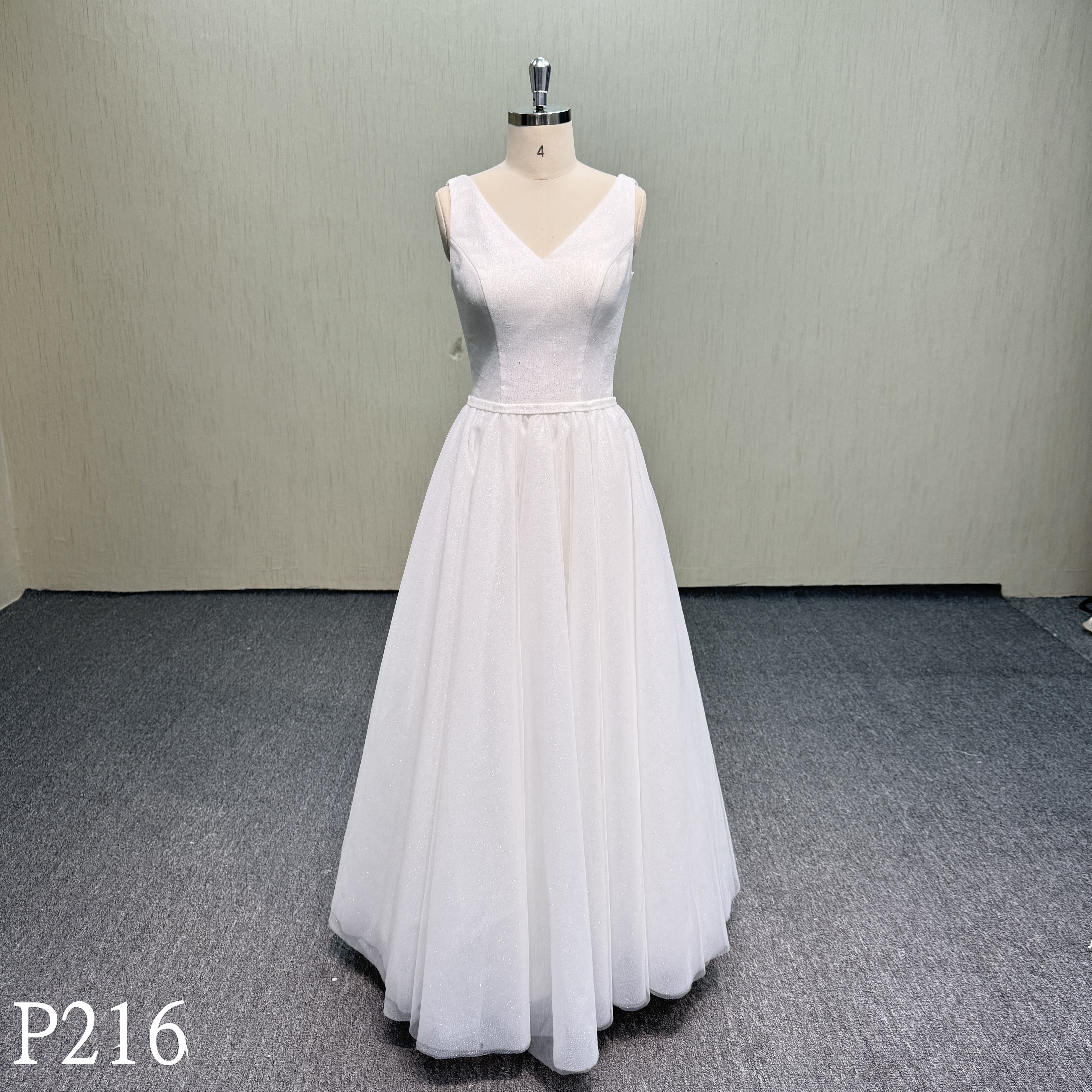 P216 Sleeveless A-line Wedding Dress