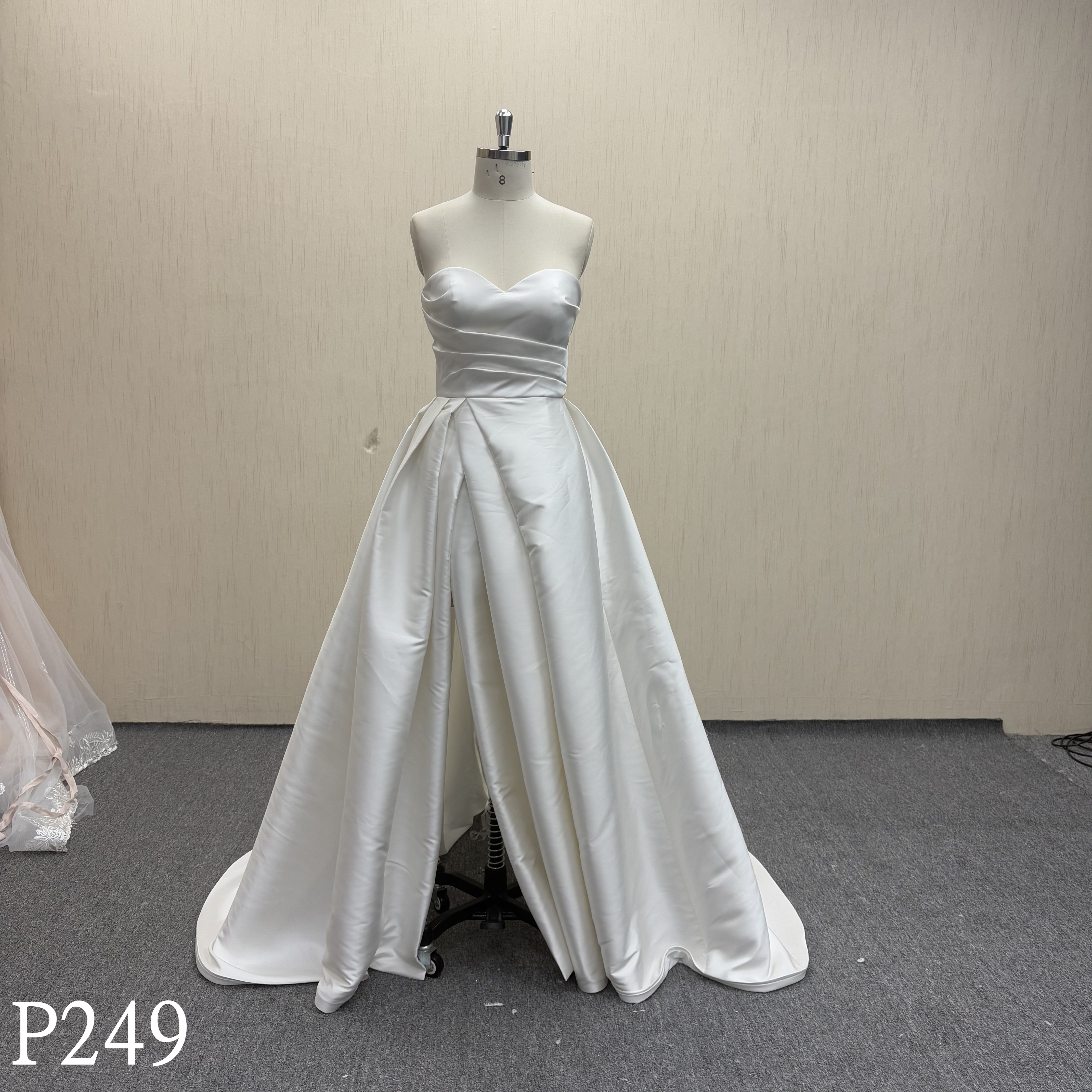 P249 Sweetheart Neckline Wedding Dress with Split