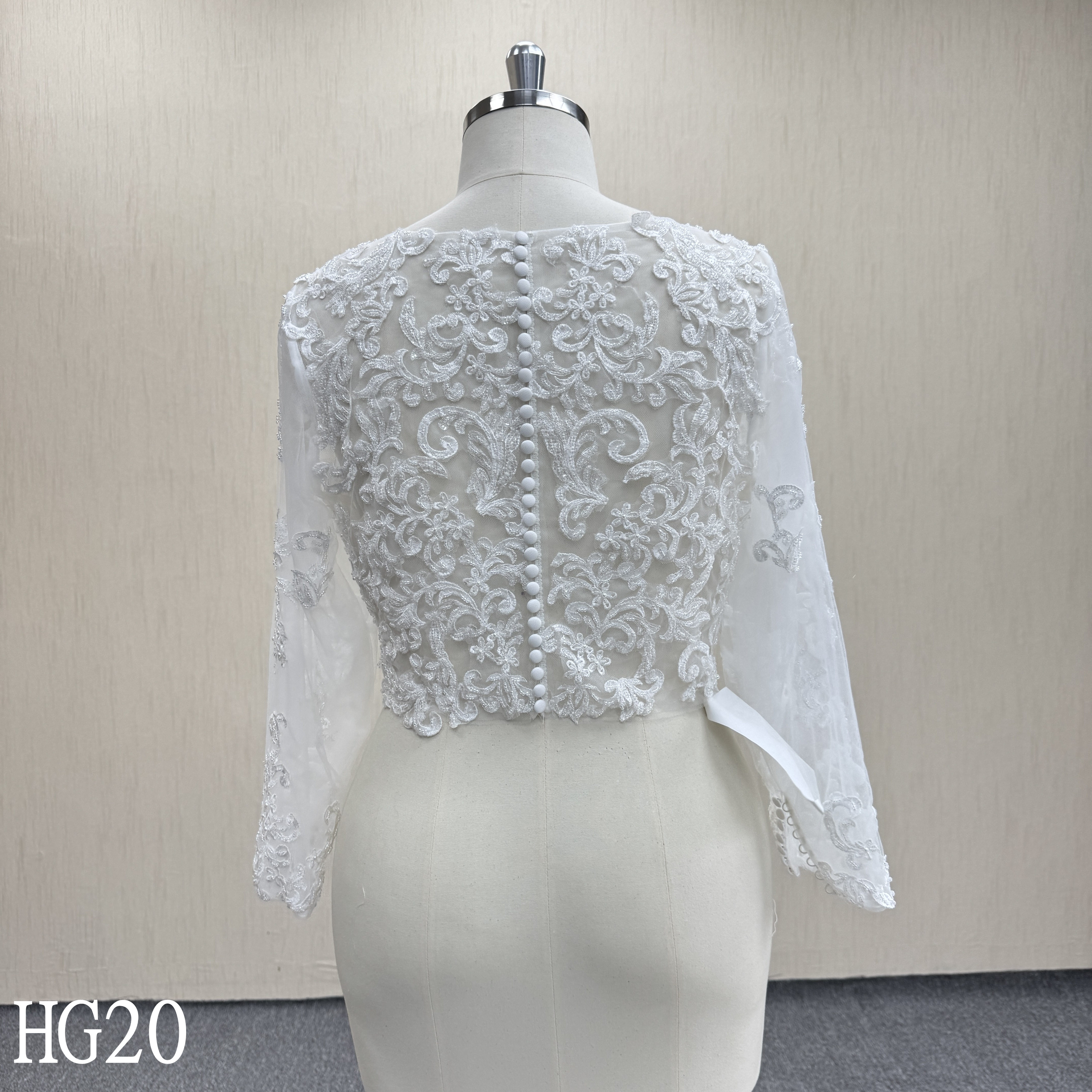 HG20 Lace with blouse inside