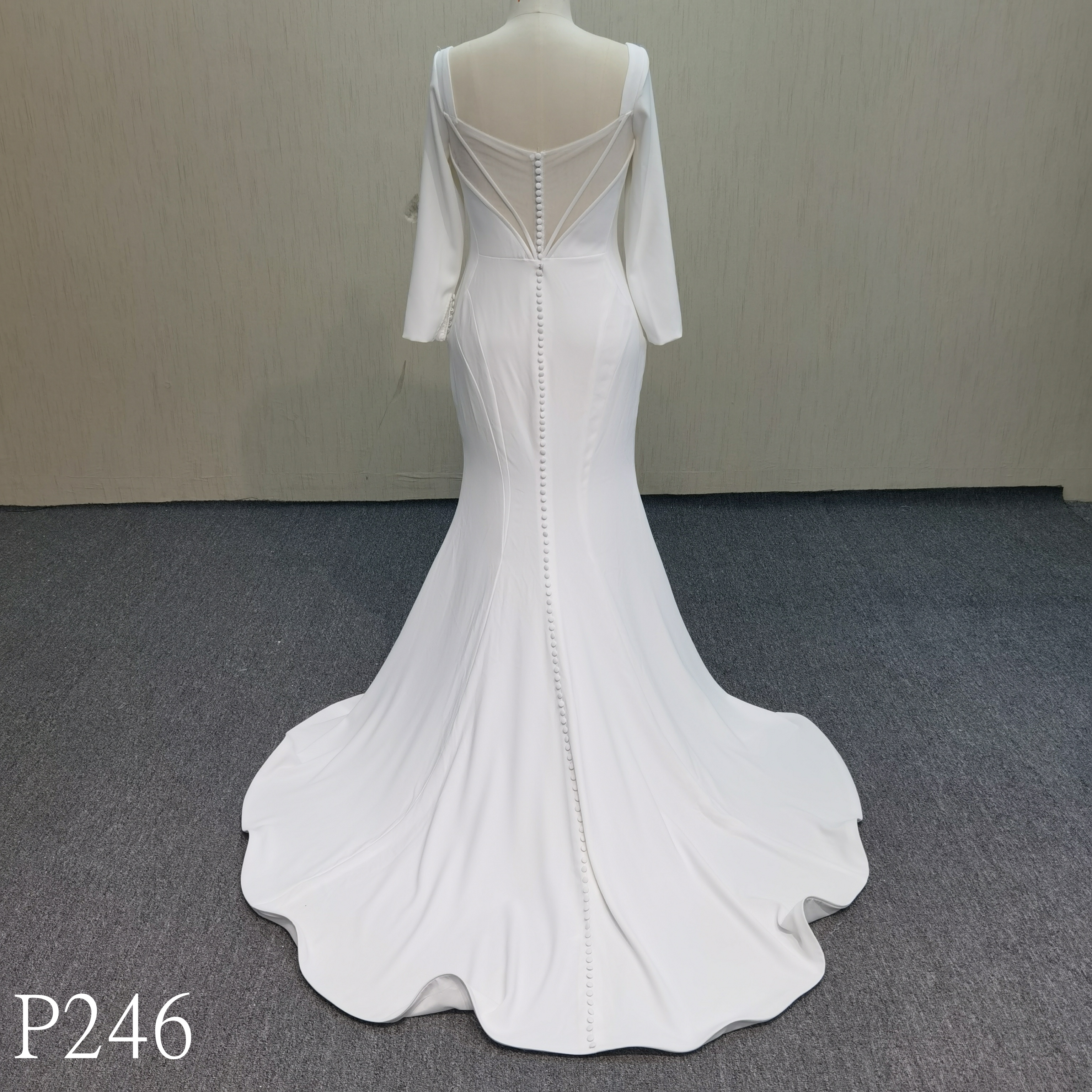 P246 French Long-sleeved Light Wedding Dress
