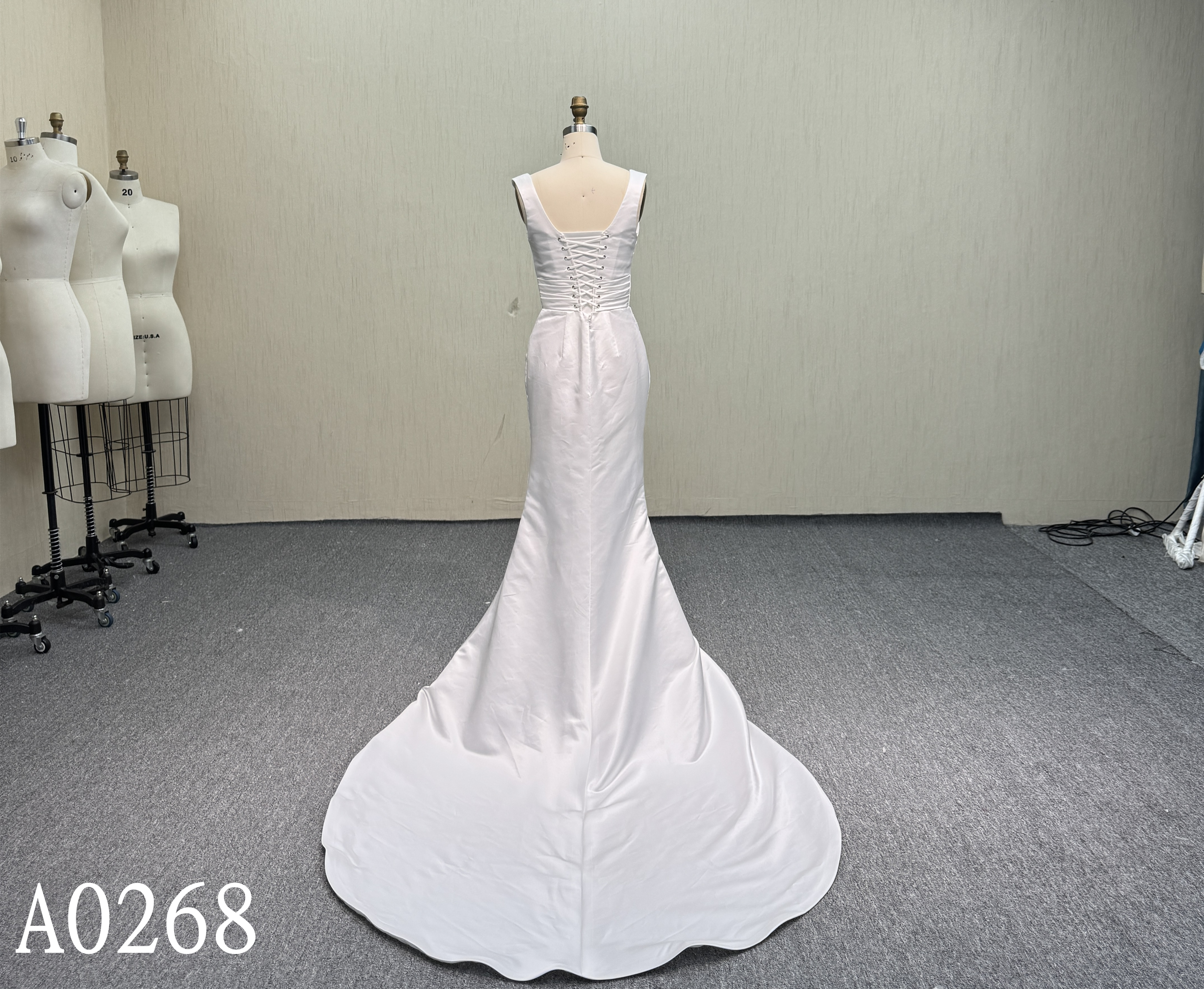 A0268 One Luxurious Elegant  Wedding Dress