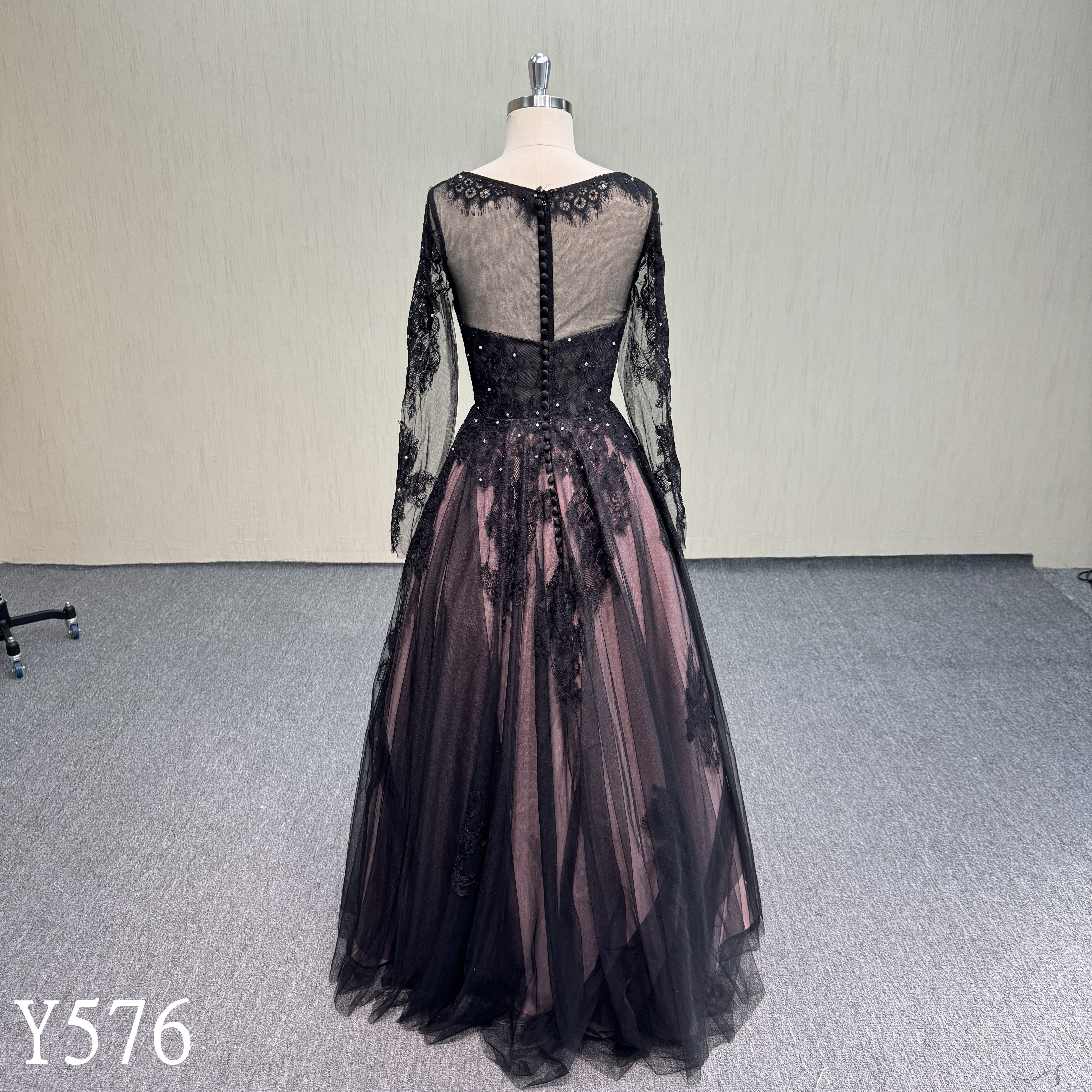 Y576 Characteristic Black Wedding Dress