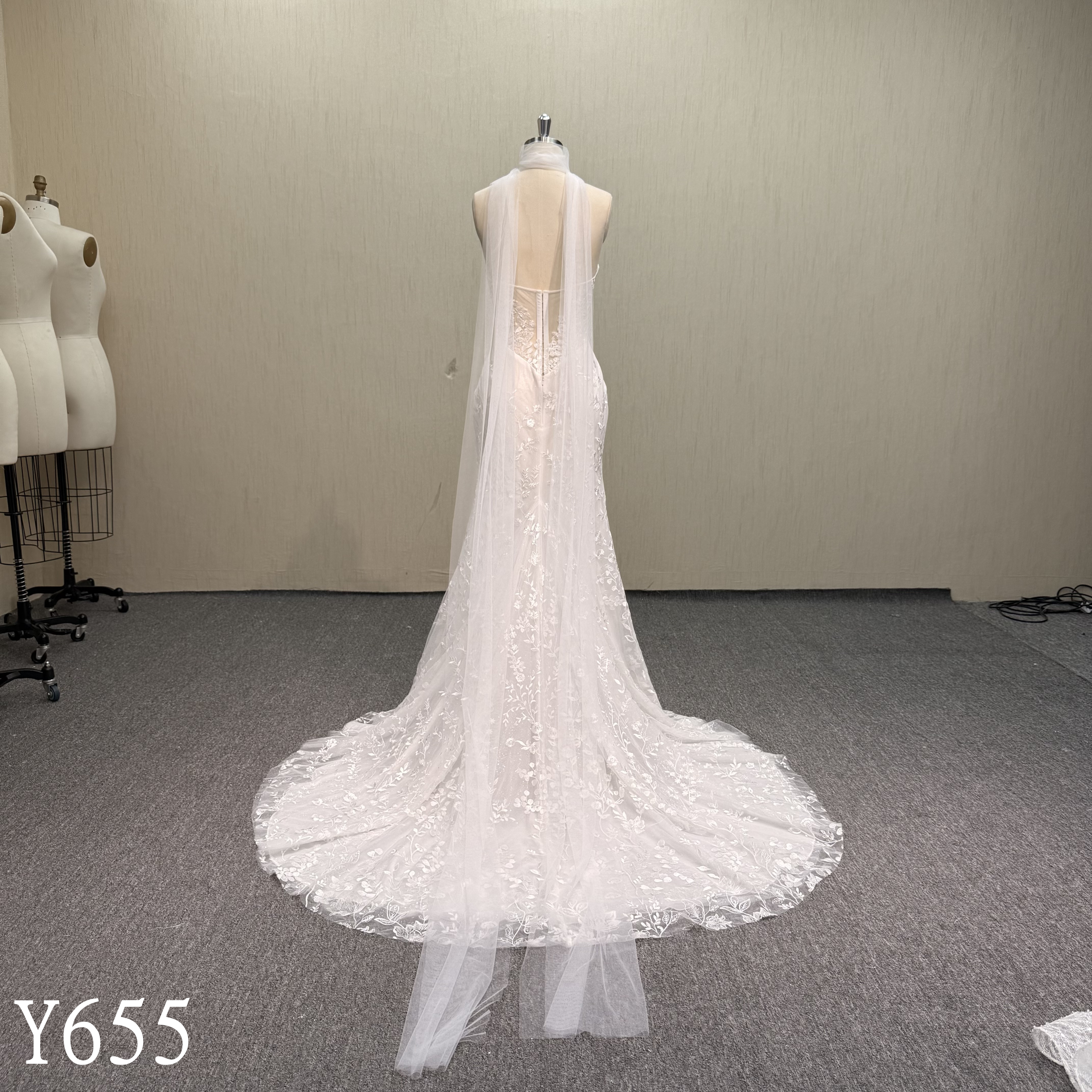 Y655 Mermaid Wedding Dress with Long Fine tulle on the neck