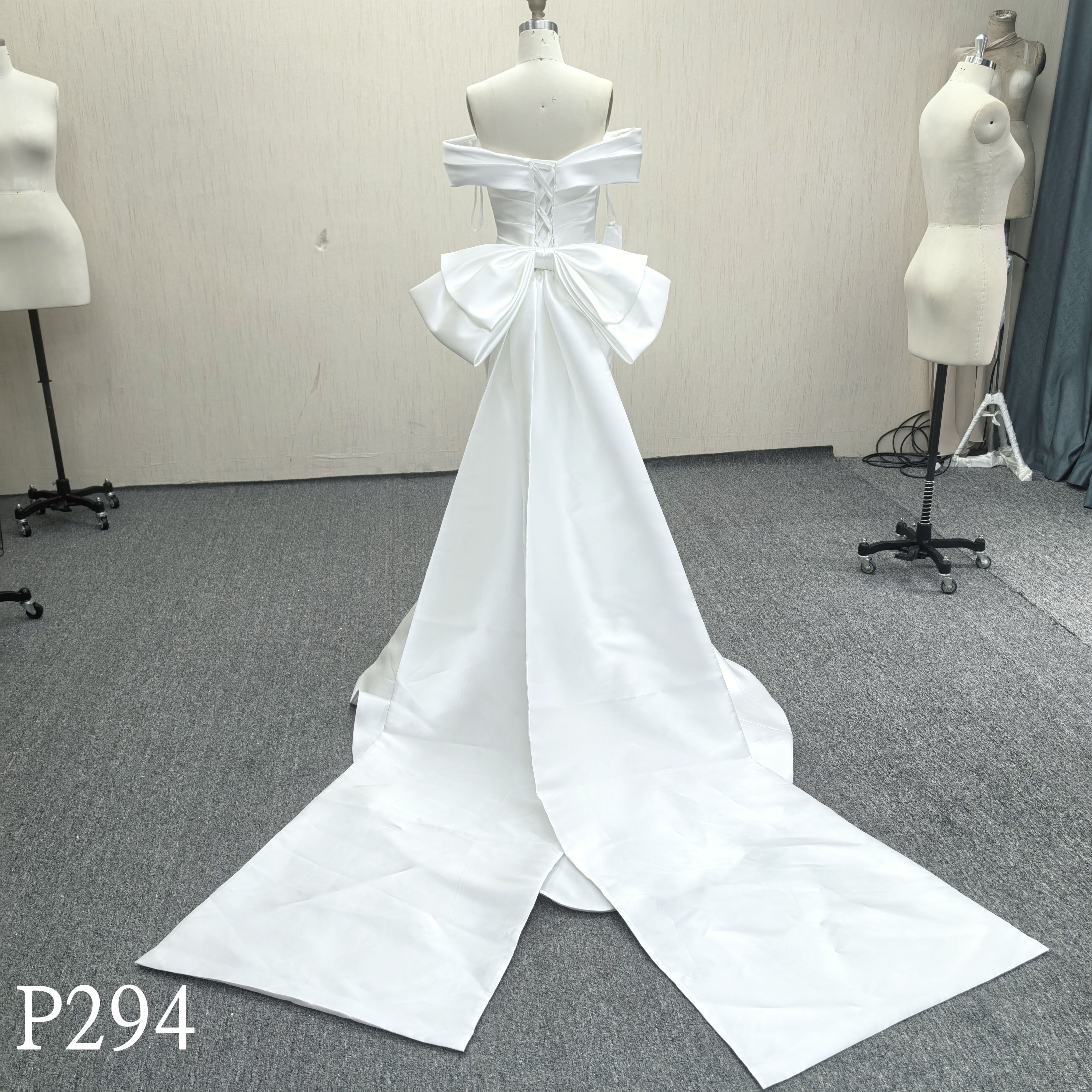 P294 Off-shoulder Wedding Dress with Bow