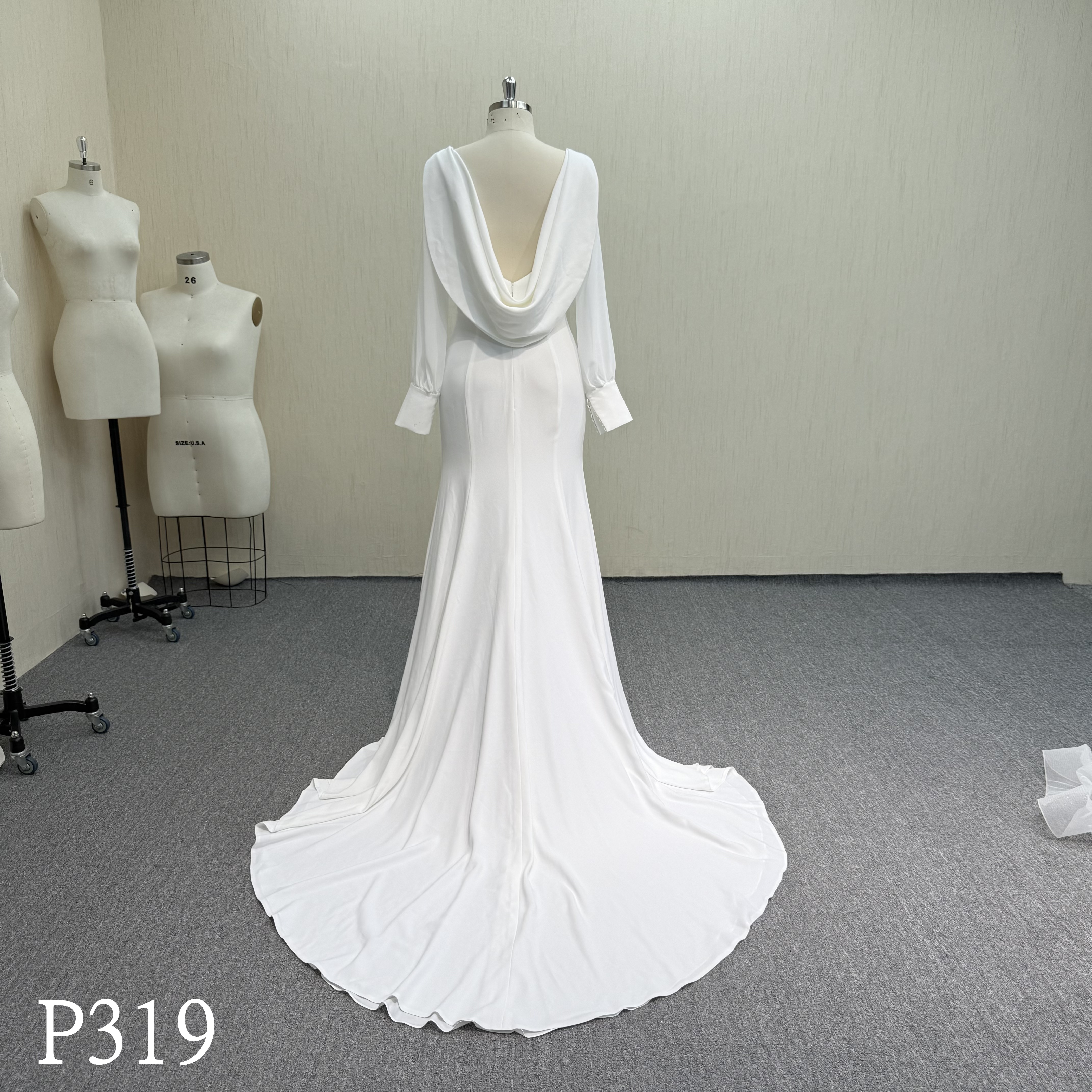 P319 Ivory Mermaid Wedding Dress with a Sense of Design