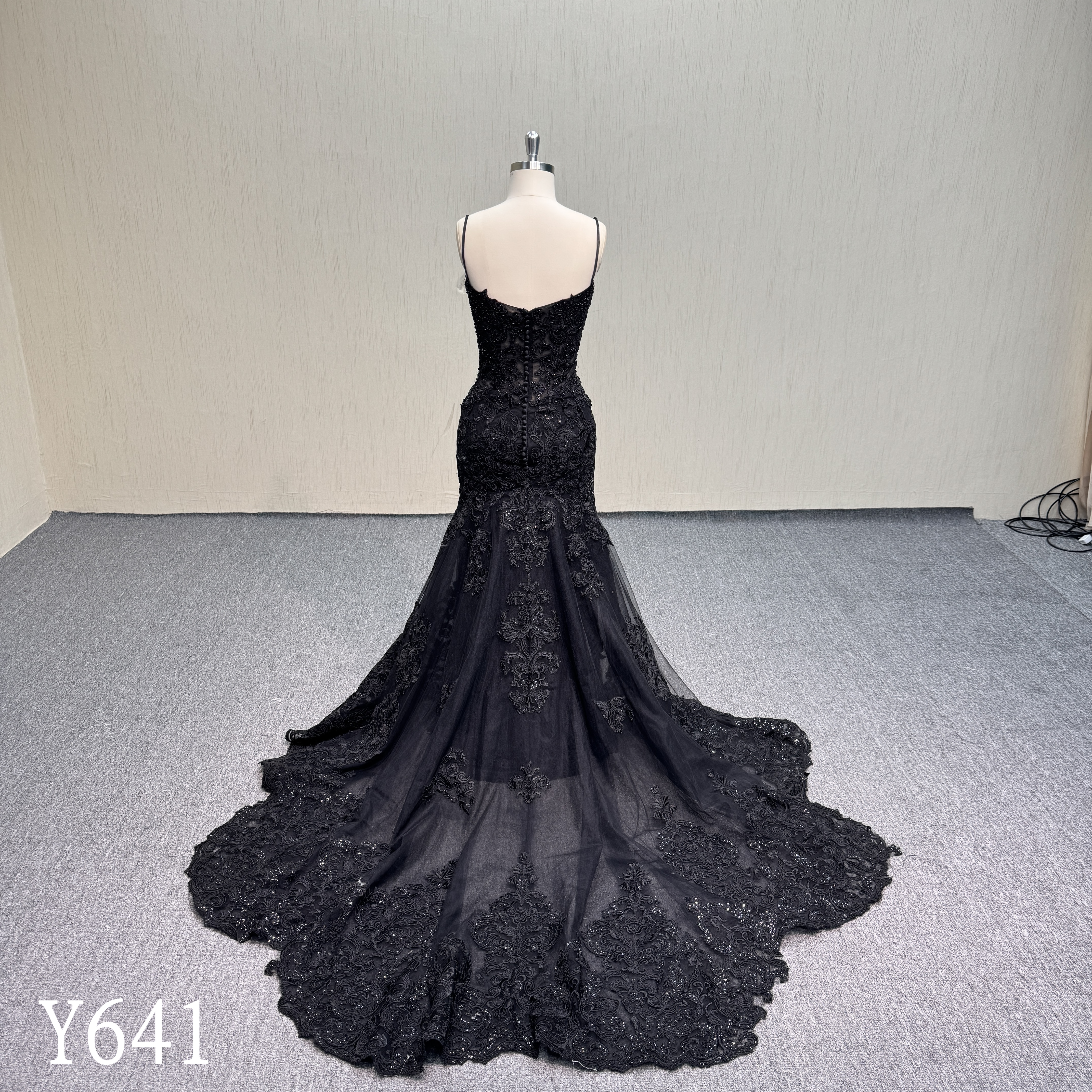 Y641 Black Swan wedding dress with veil
