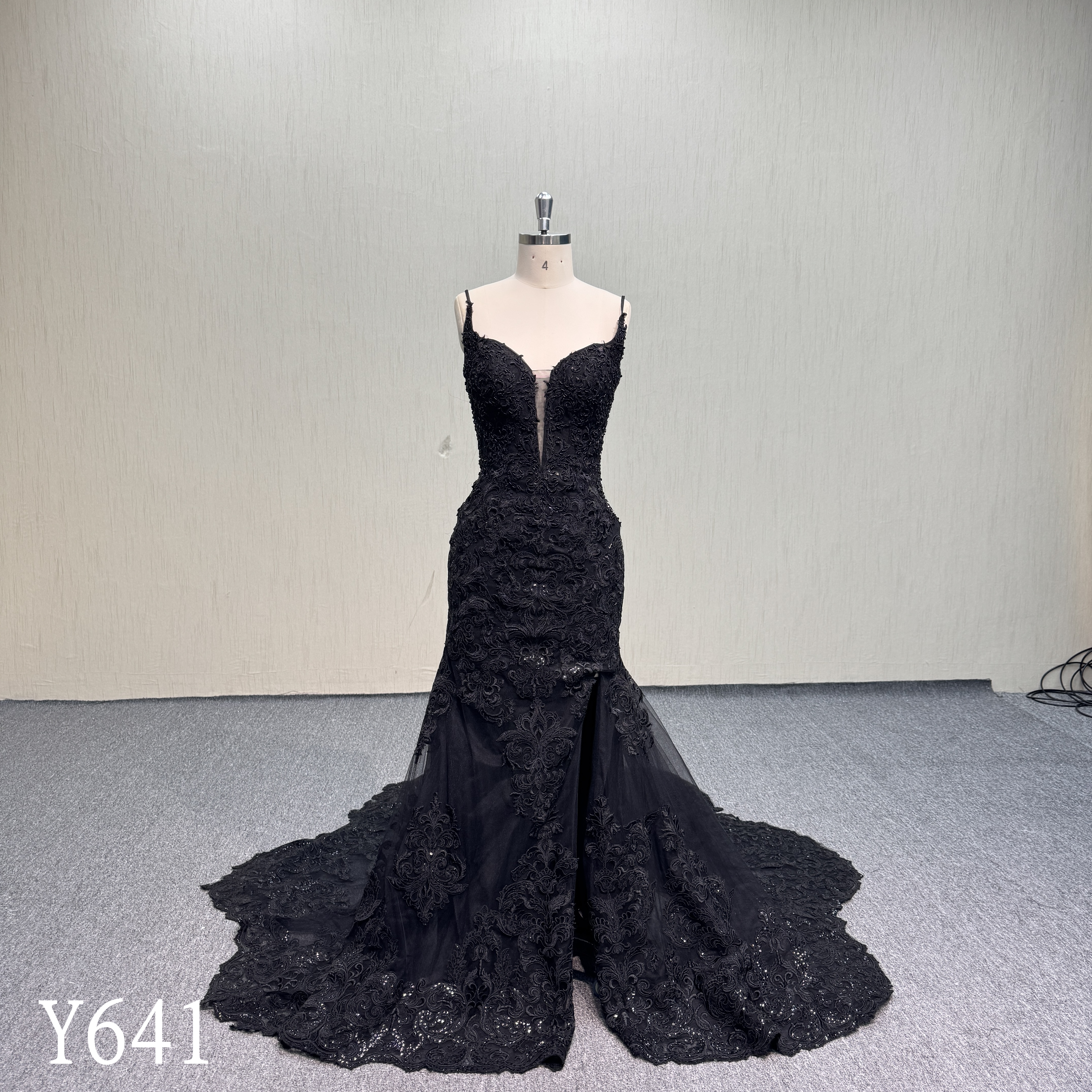 Y641 Black Swan wedding dress with veil