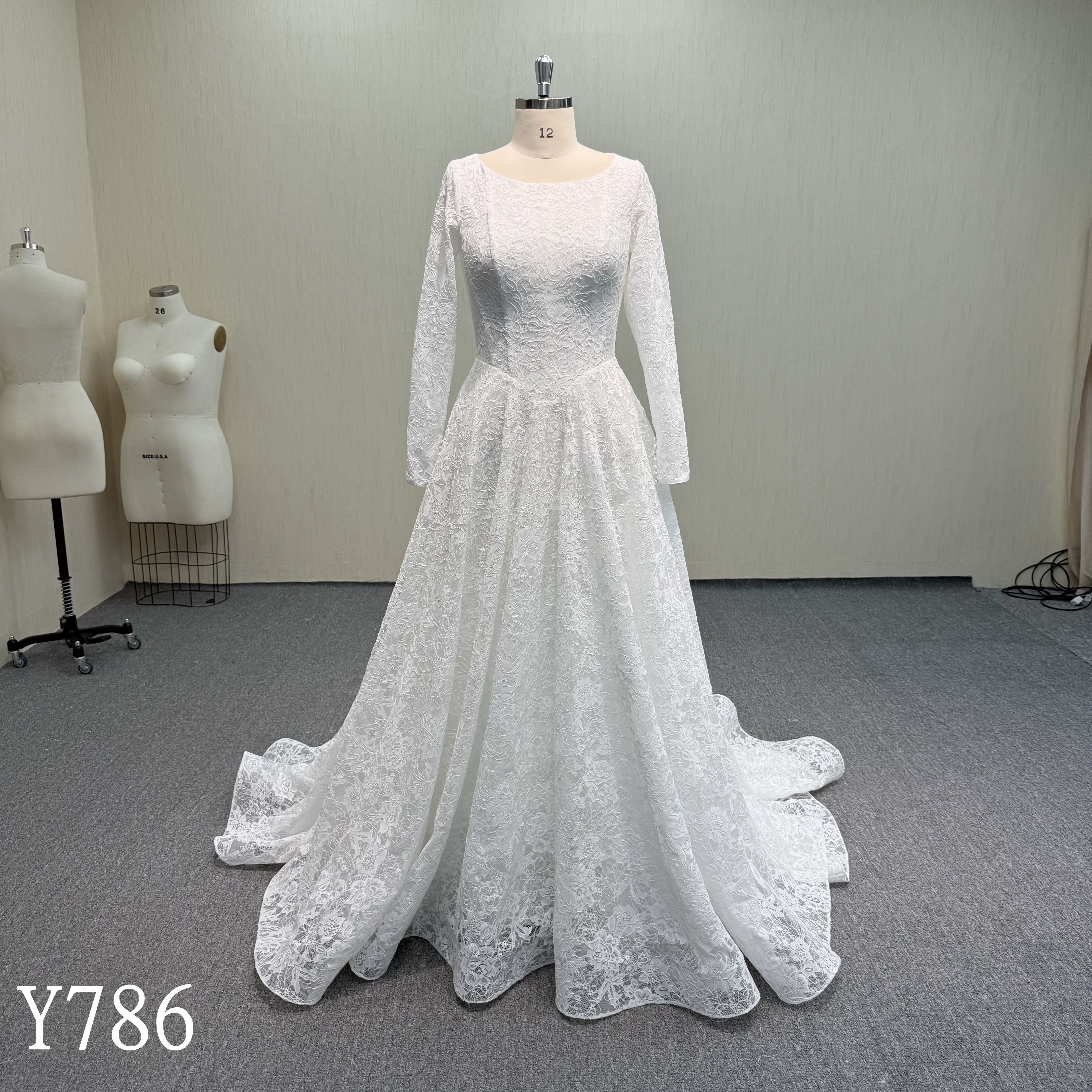 Timeless Long-Sleeve Full Lace A-Line Wedding Dress Y786