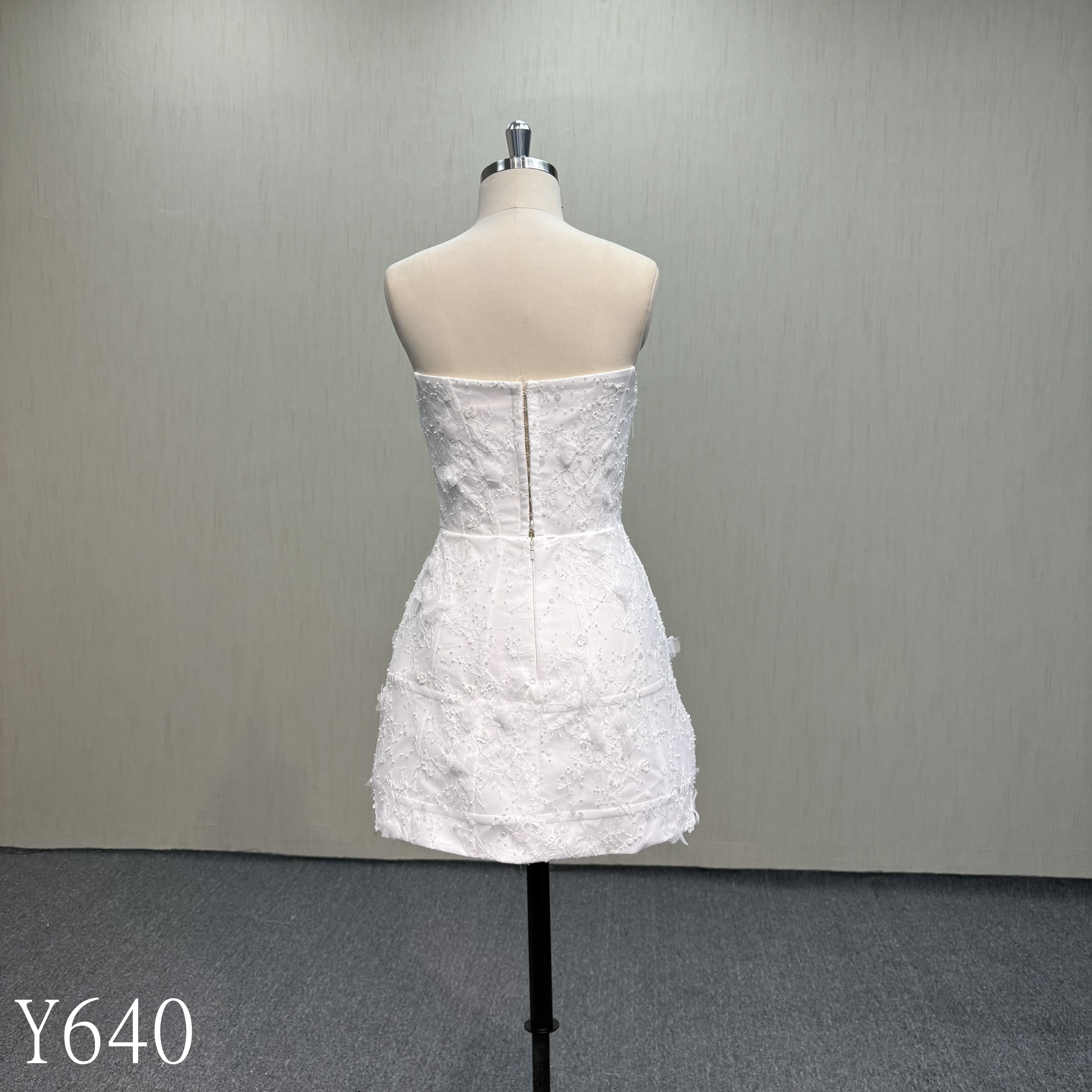 Y640 Strapless Sweetheart 3D Floral Applique Mini Wedding Dress