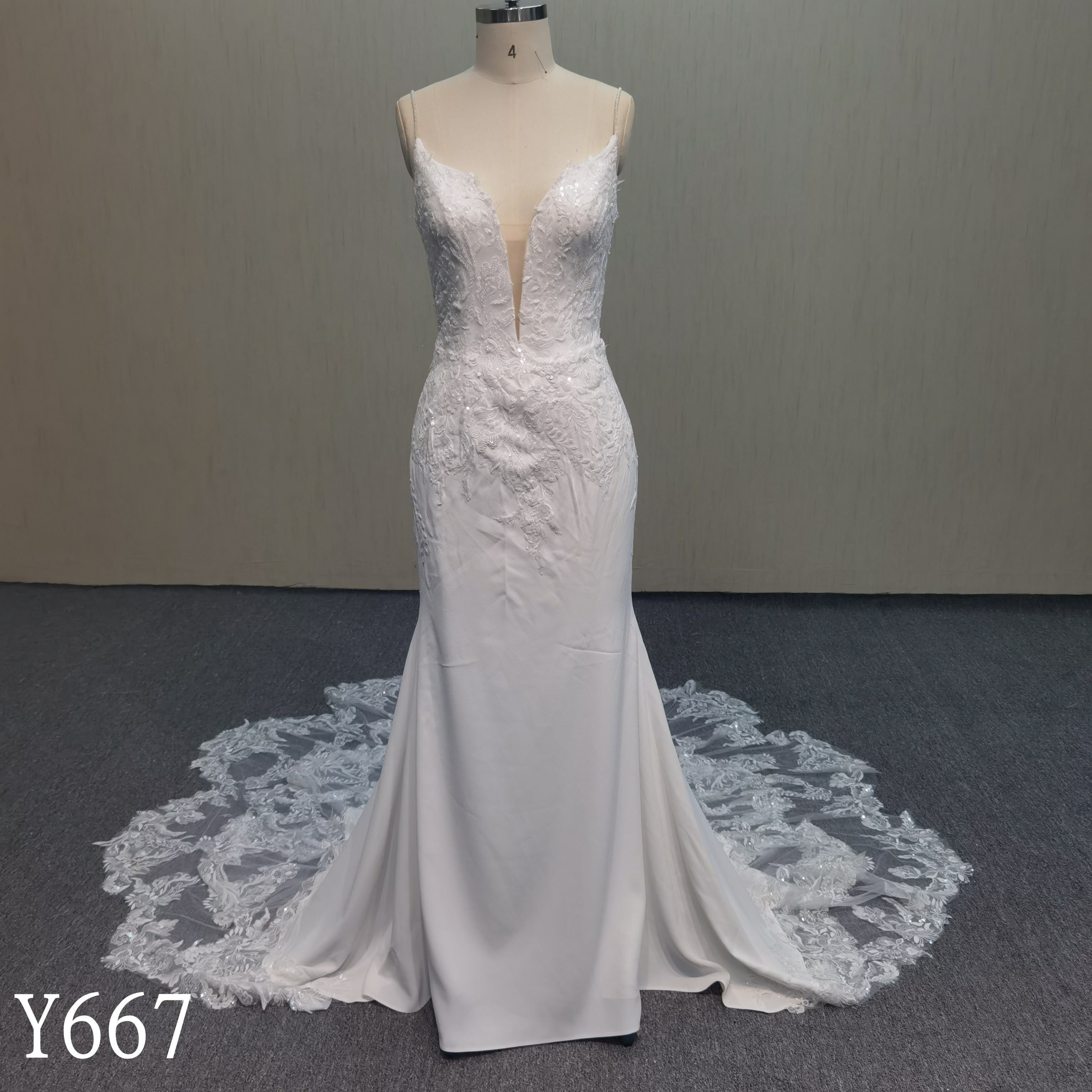Y667 Plunging V-Neck Spaghetti Strap Lace Crepe Mermaid Wedding Dress