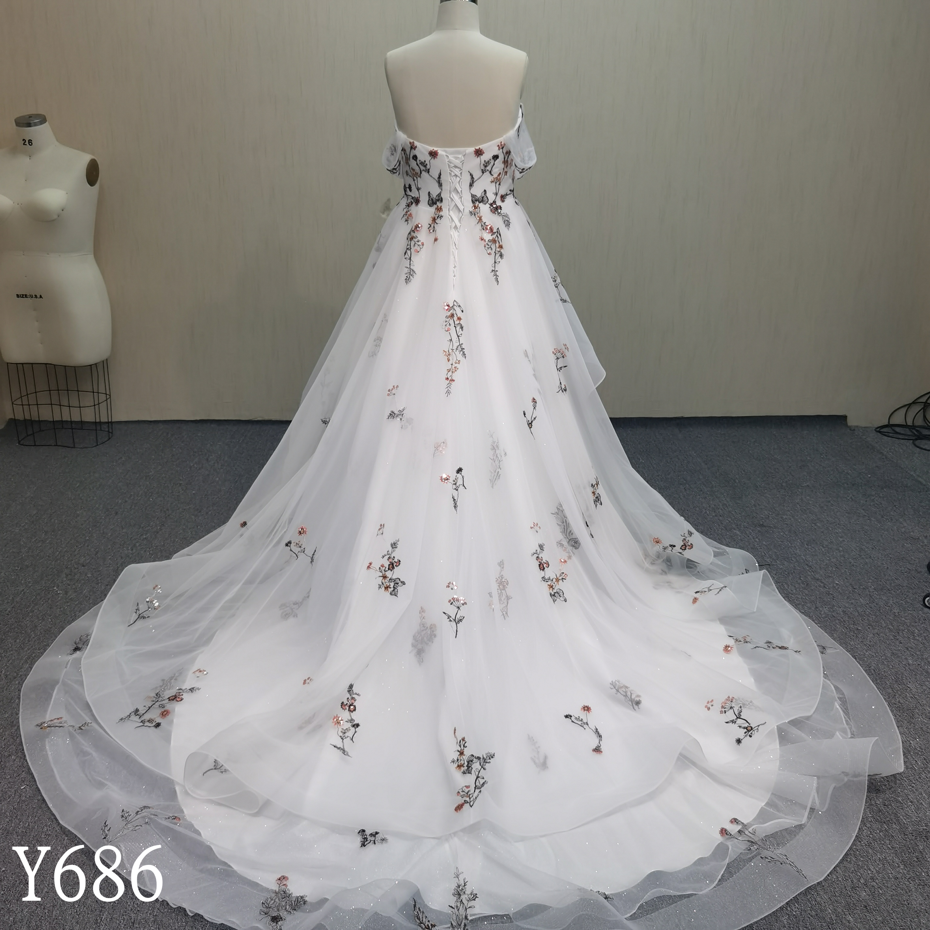 Y686 Romantic Off-the-Shoulder Floral Embroidered Tulle A-Line Wedding Dress