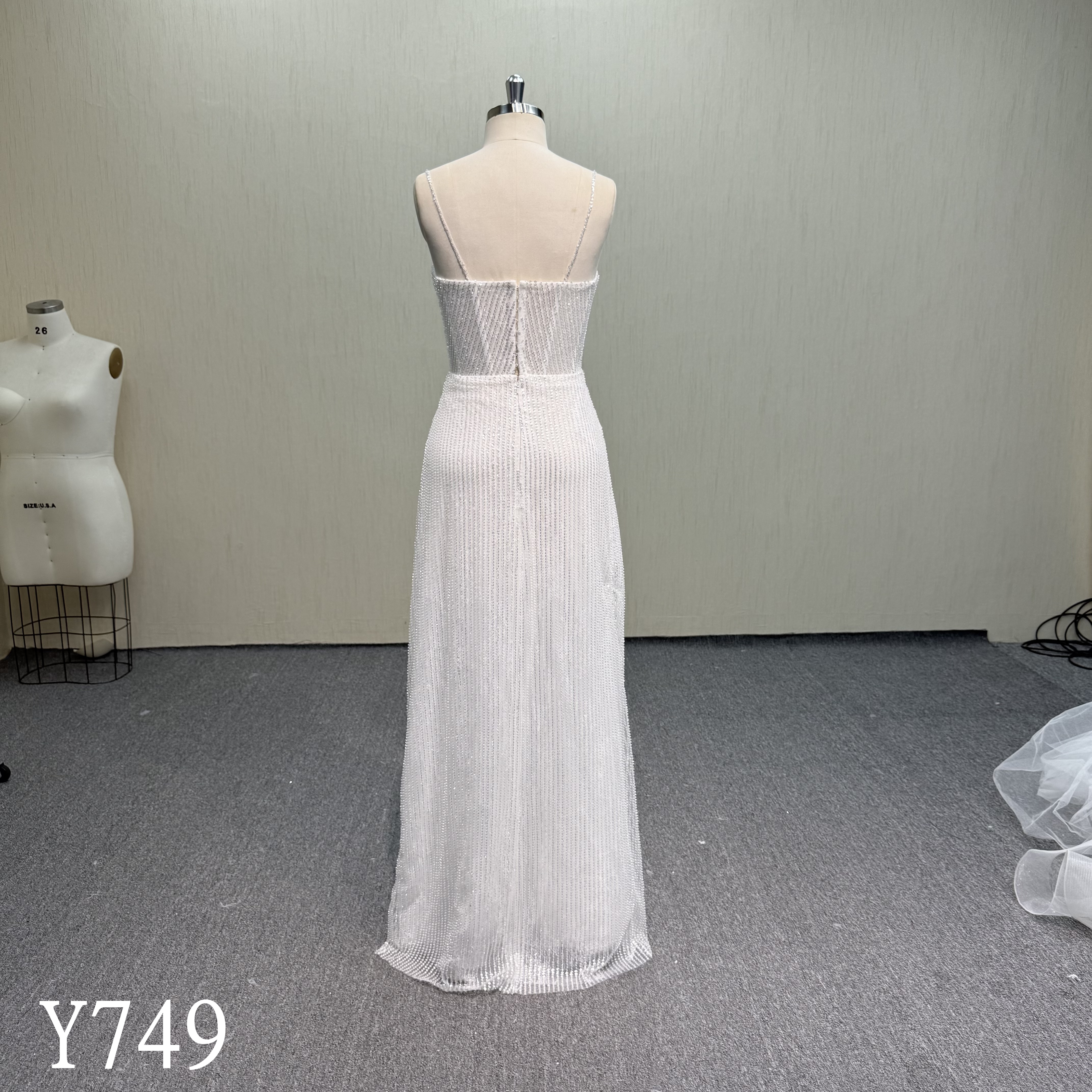 Y749 Spaghetti Strap Cat Eye Beaded Corset Column Gown