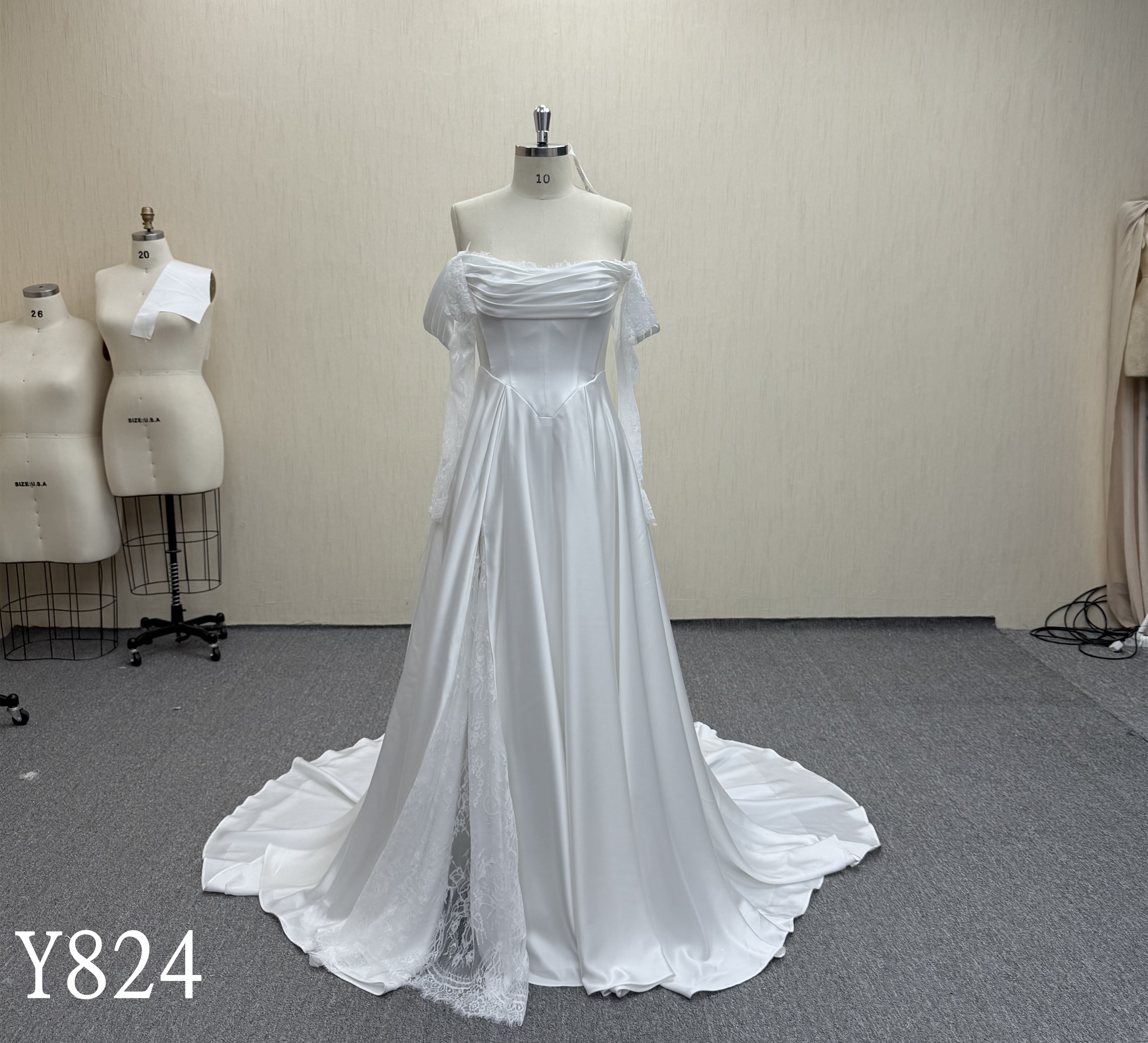 Y824 Hot Sale Off-Shoulder Spliced Lace Mermaid Dress with Lace-Up Corset Back