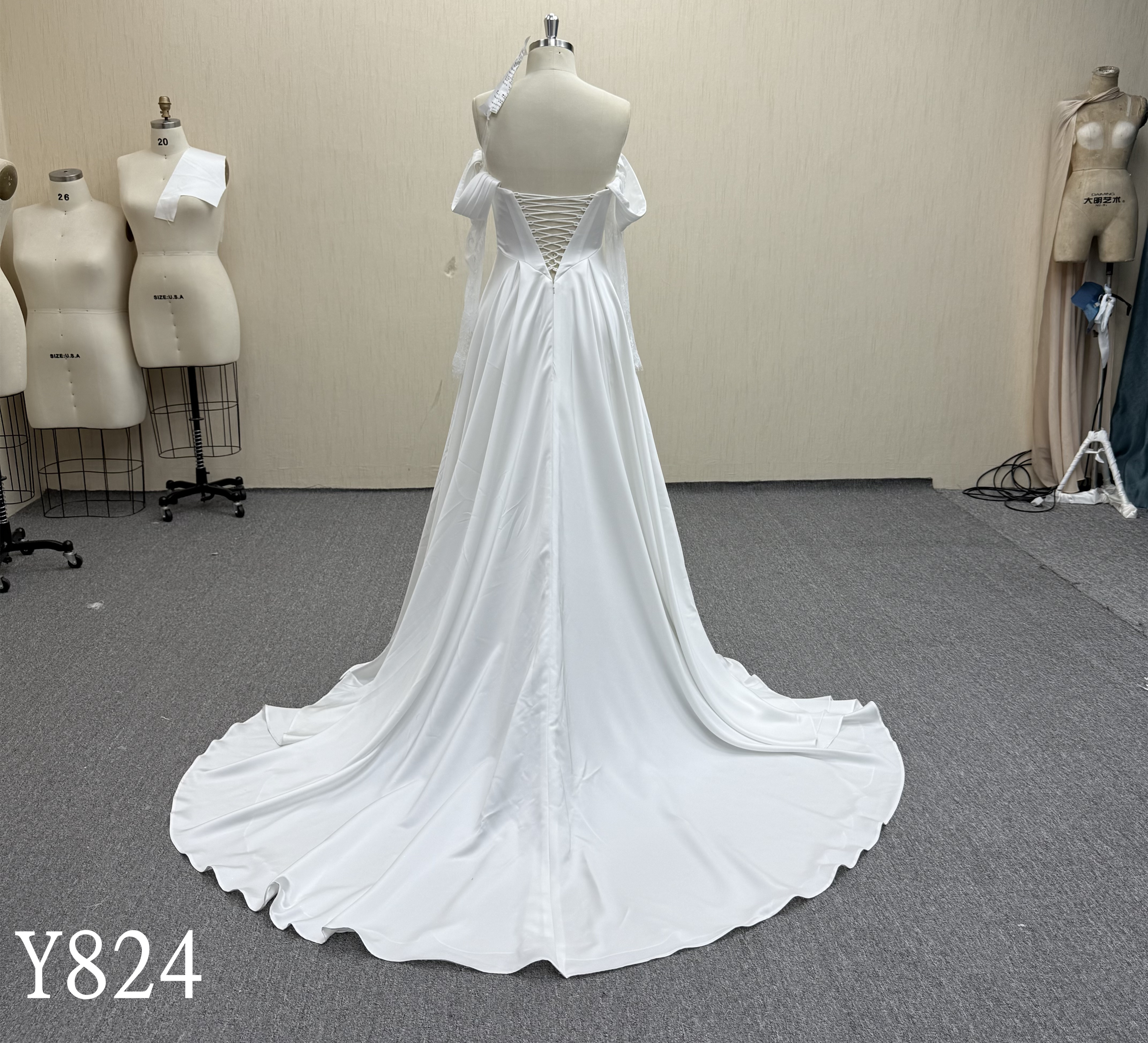 Y824 Hot Sale Off-Shoulder Spliced Lace Mermaid Dress with Lace-Up Corset Back