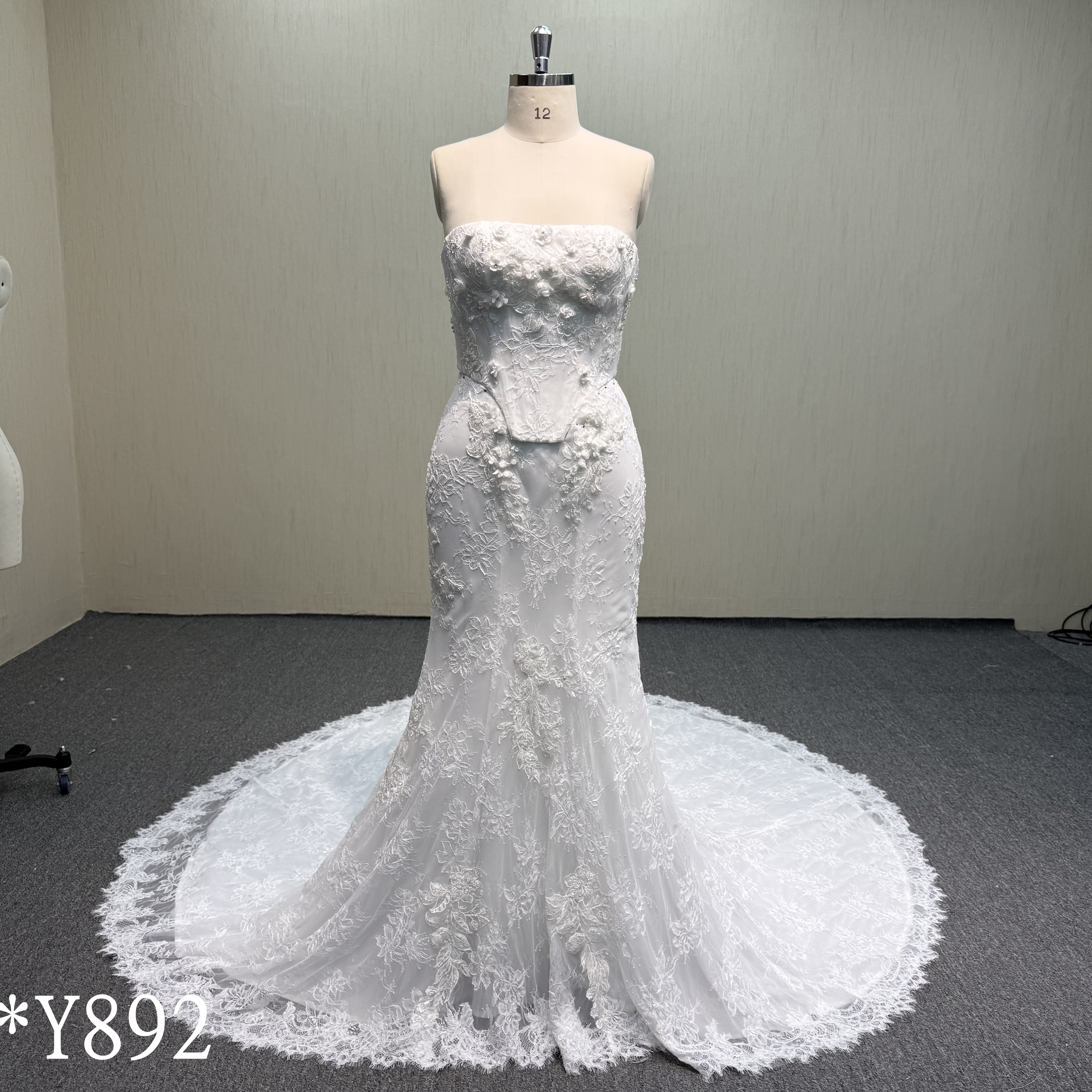 Y892 Sculptural 3D Floral French Lace Mermaid Gown with Detachable Wrap Skirt