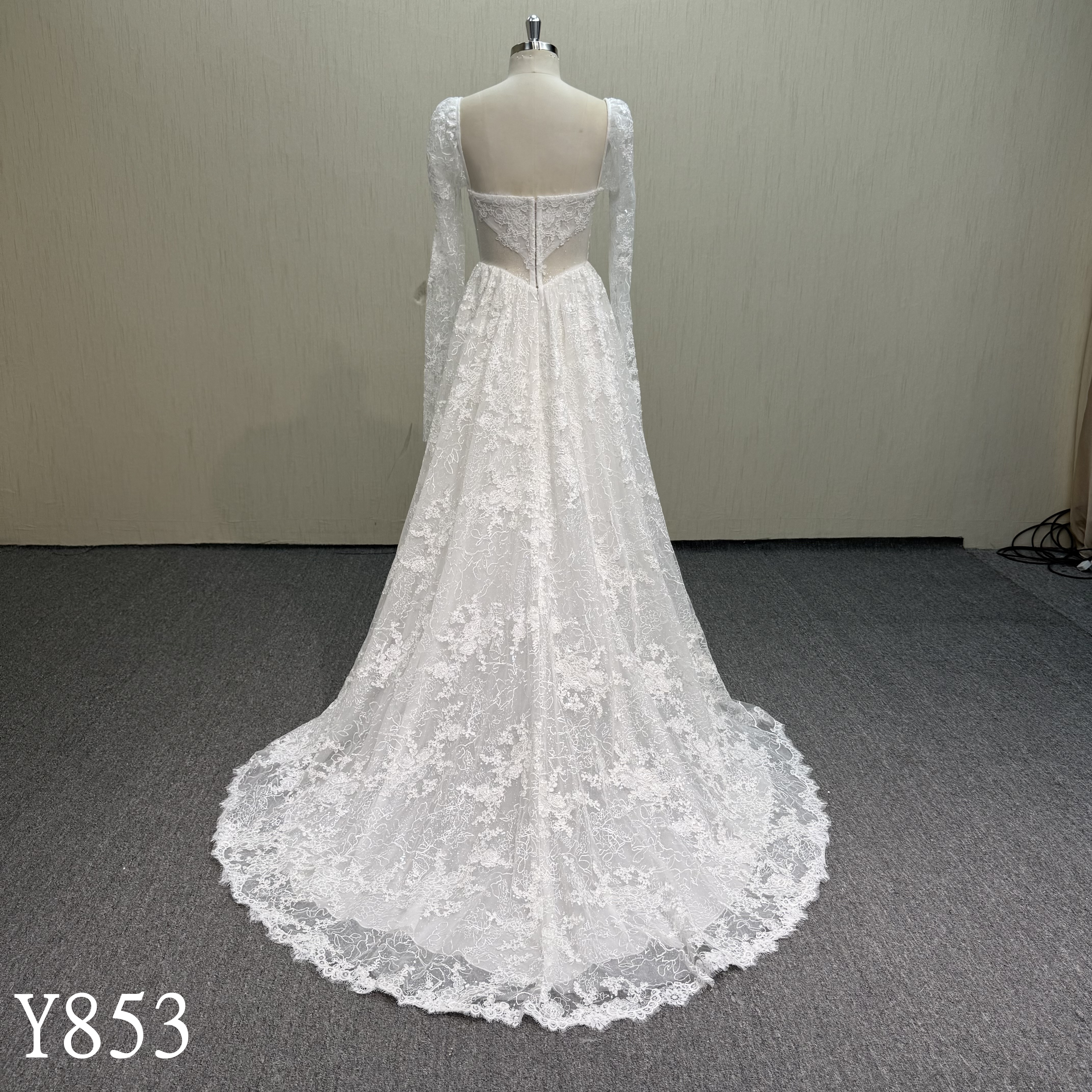 Y853 Bohemian Chic Full Lace Bridal Dress for Modern Brides.