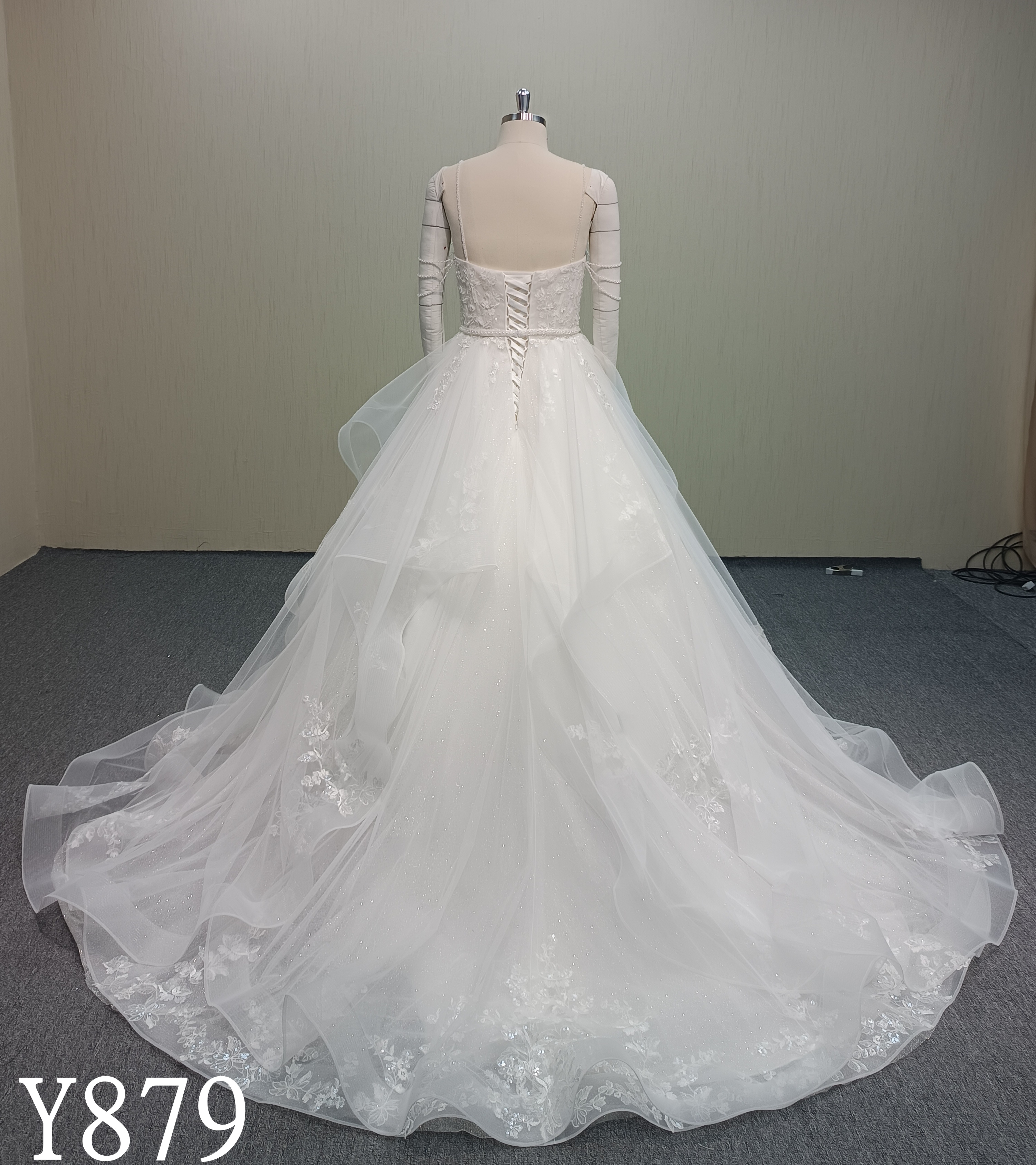 Y879 Cloud Dancer: Cascading Stardust Tulle Ballgown with Detached Sheer Sleeves