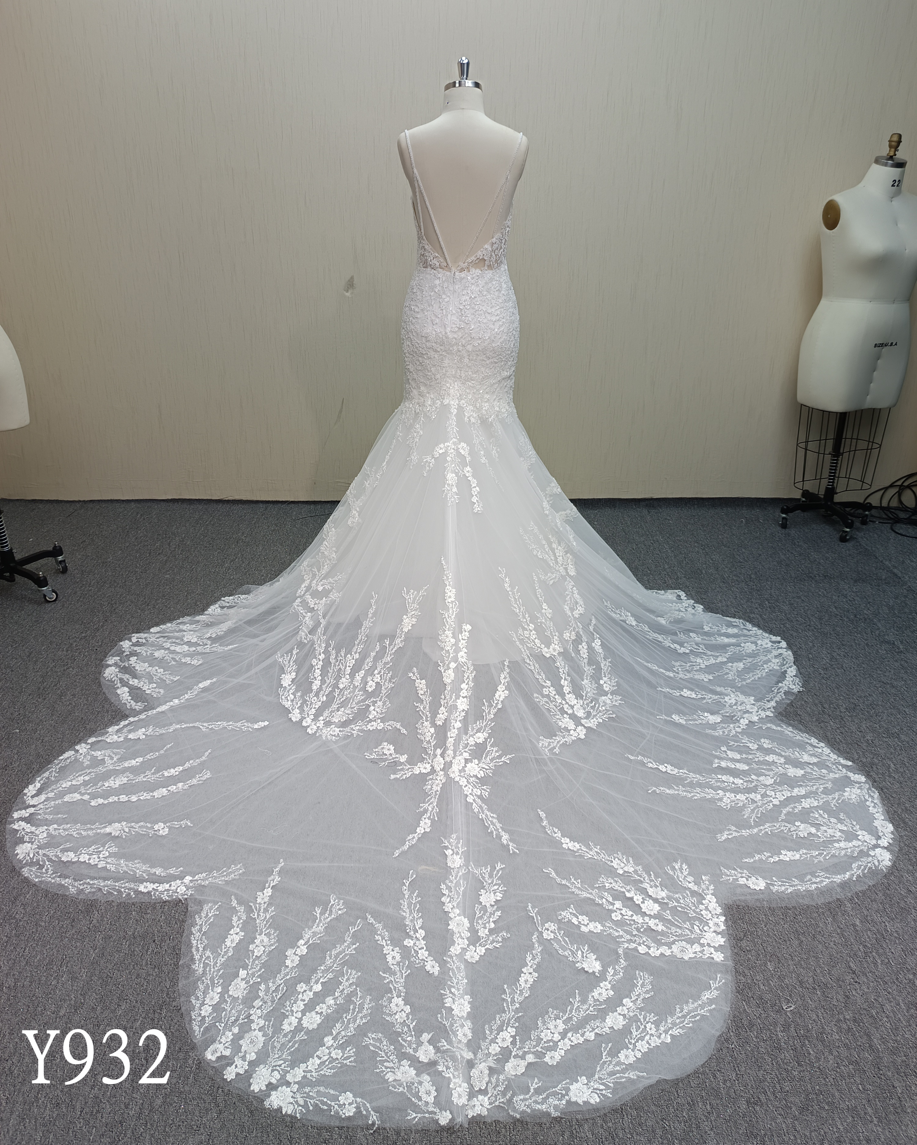 Y932 Sleeveless Mermaid Wedding Dress with Cathedral Train.