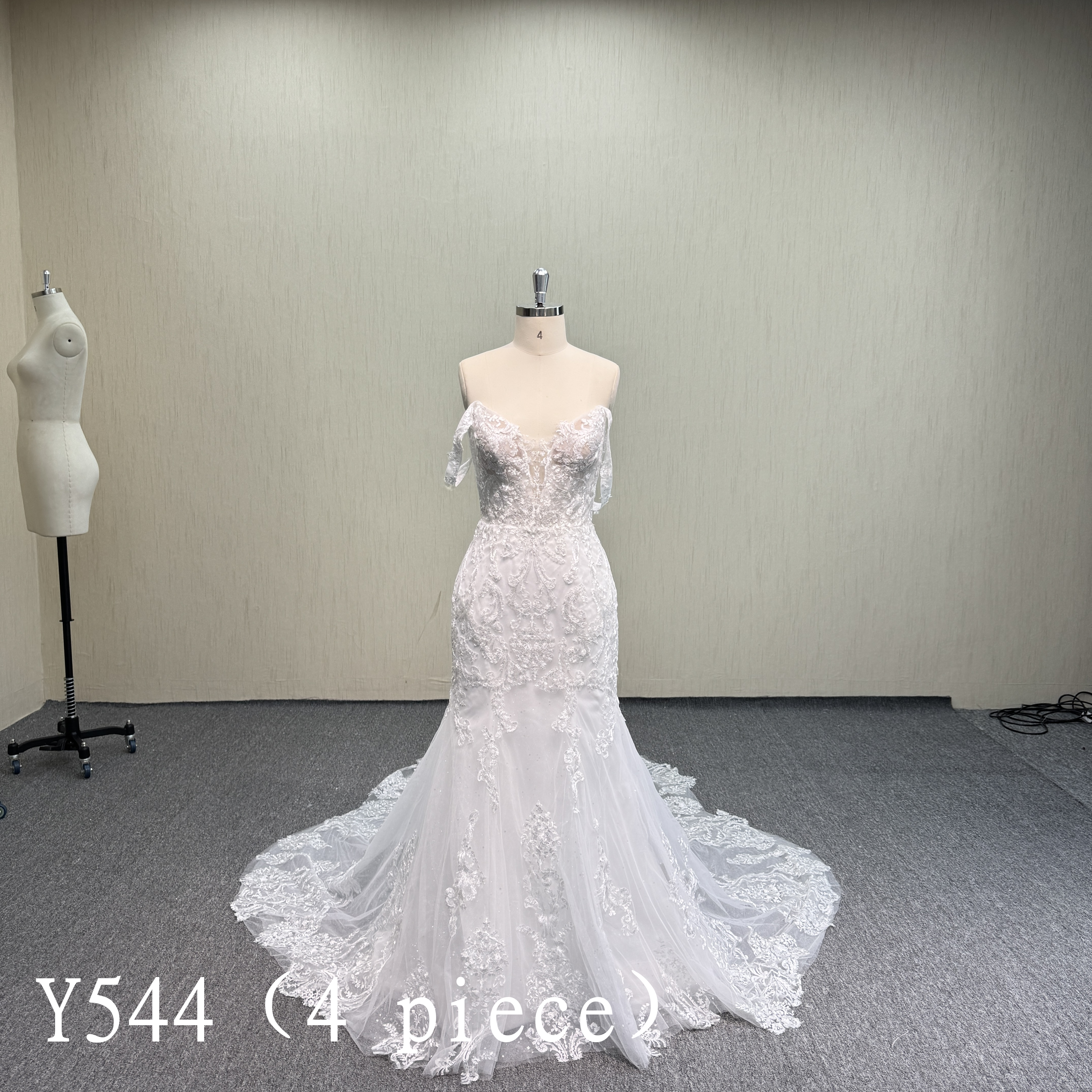 Y544 Convertible 2-in-1 Wedding Dress with Sweetheart Neckline