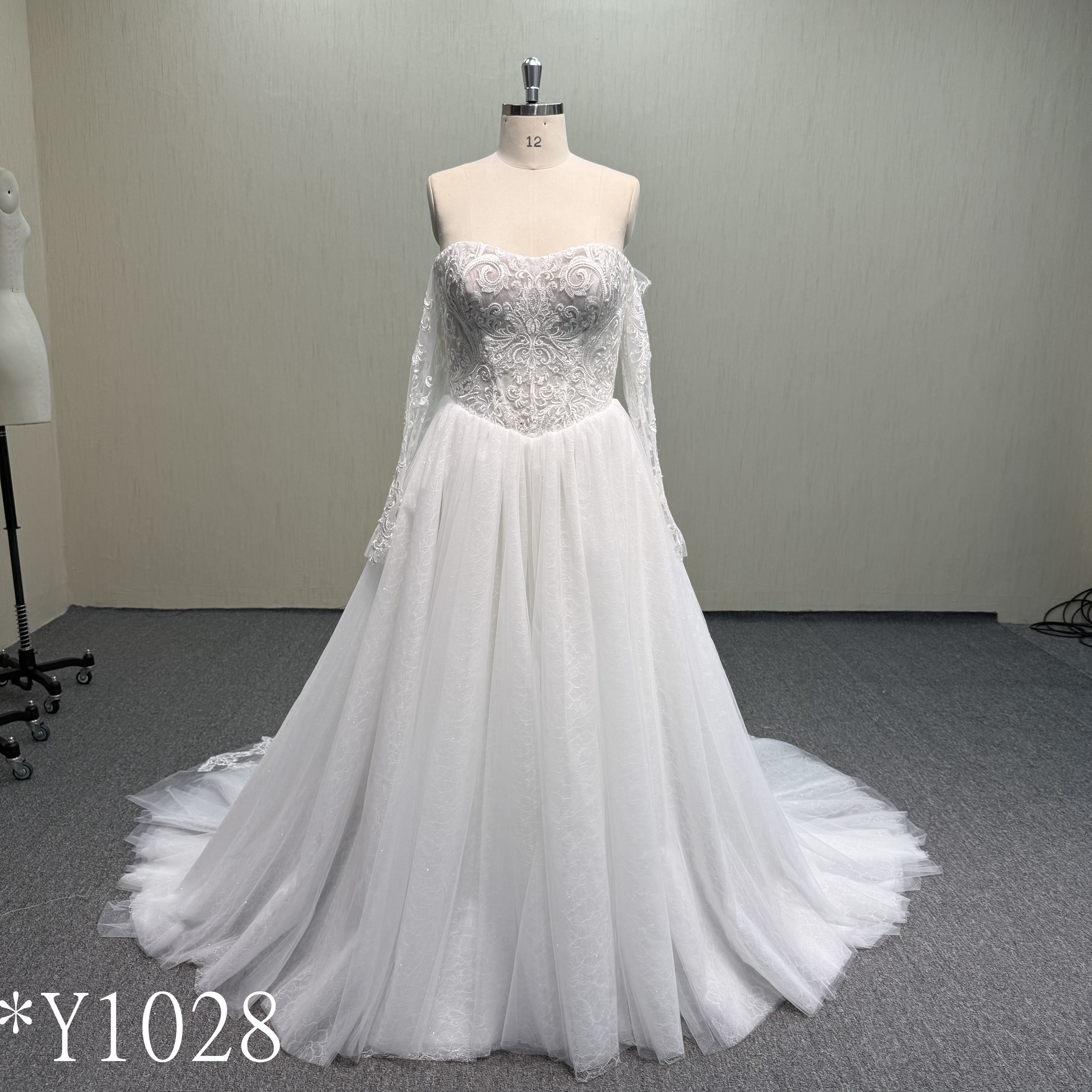 Y1028 Romantic Strapless A-Line Wedding Dress with Illusion Lace Bodice