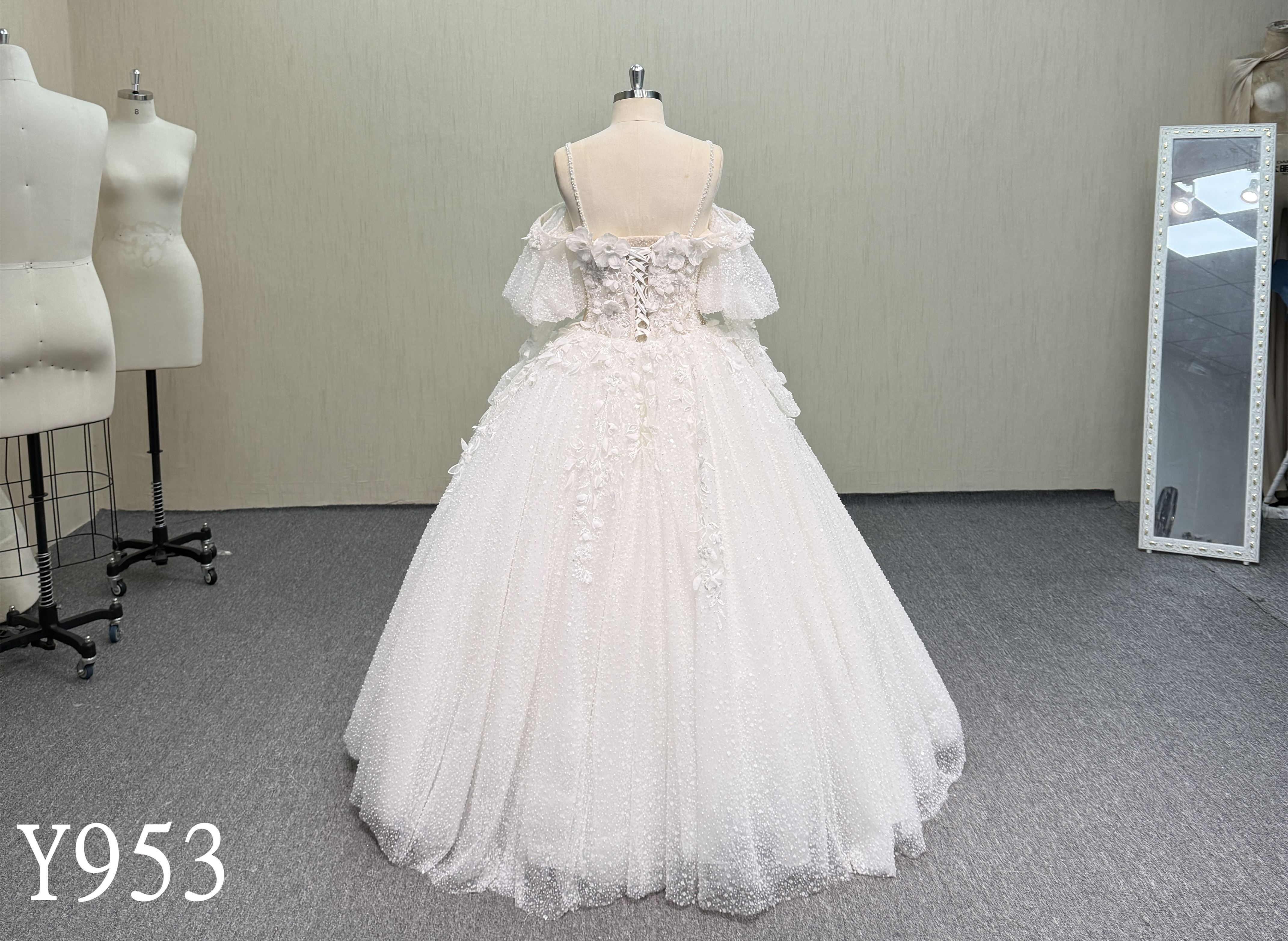 Y953 Princess Style Off-the-Shoulder Bridal Gown with 3D Floral Appliques