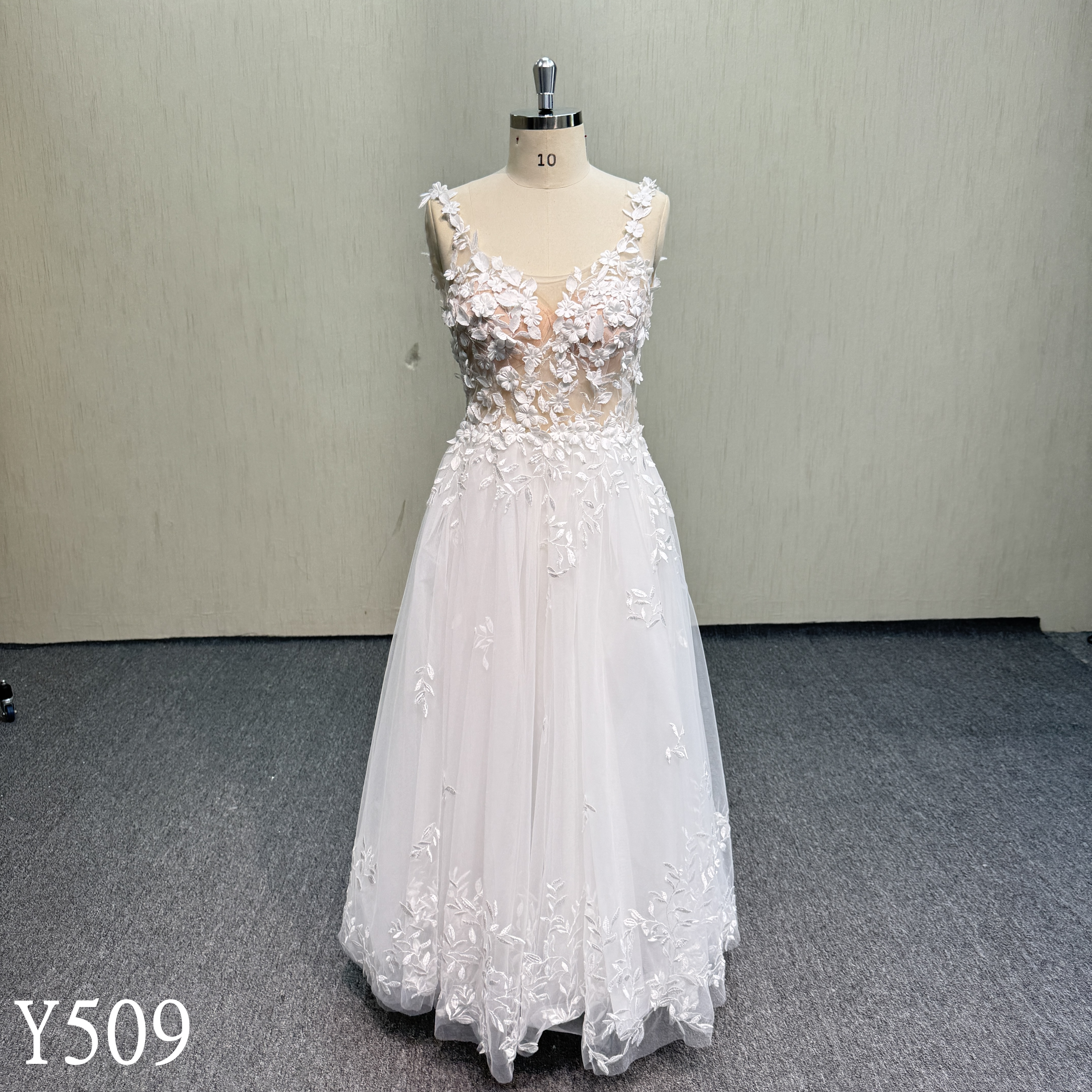 Y509 Sleeveless V-Neck Bridal Gown with 3D Lace Embroidery, Wide Straps, and Flowing Tulle Skirt (No Train)