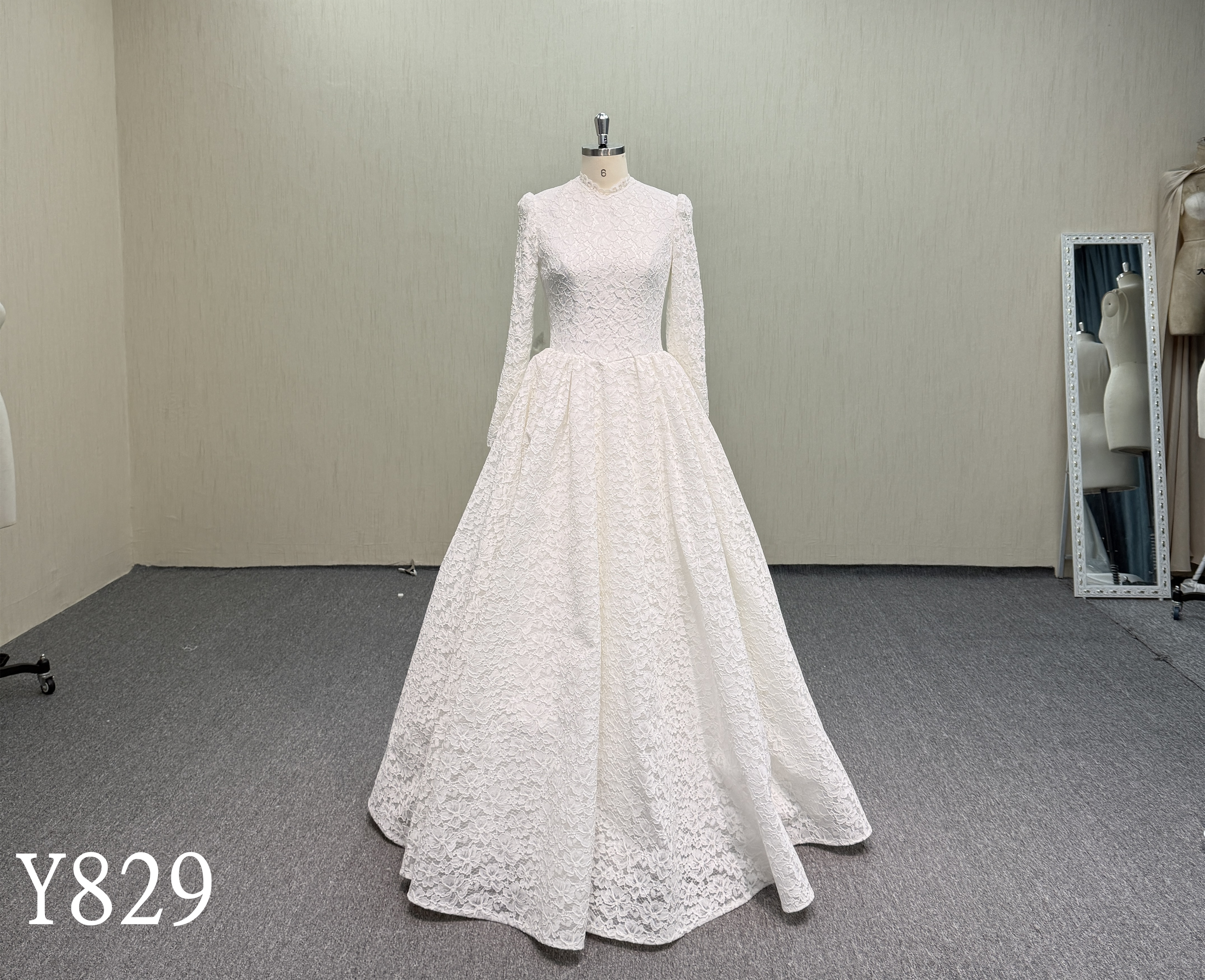 Y829 Modest Muslim Wedding Dress with High Mock Neck, Long Puff Sleeves, Full Lace Overlay, and Button-Down Back
