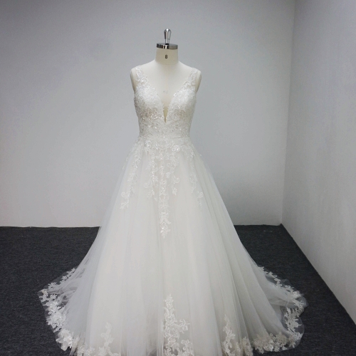 Y029 A-line Lace Applique V-Neck Bridal Wedding Dresses