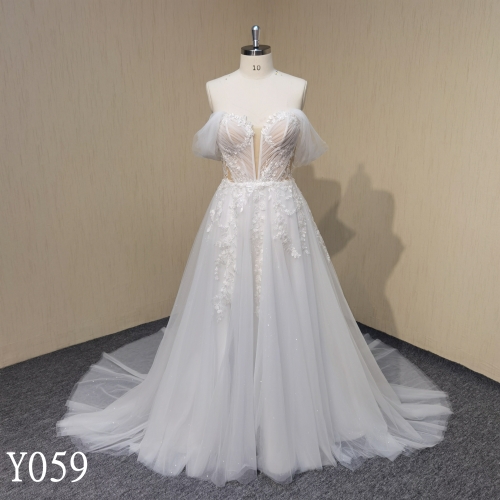 Y059 A-line Strapless Tulle Sweetheart Neck Wedding Dress