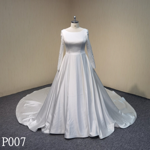 P007 A-line Bridal Wedding Dress Loog Sleeve made in GuangDong