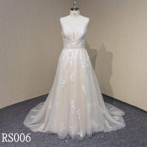 RS006 A Line wedding dress with Applique made in China