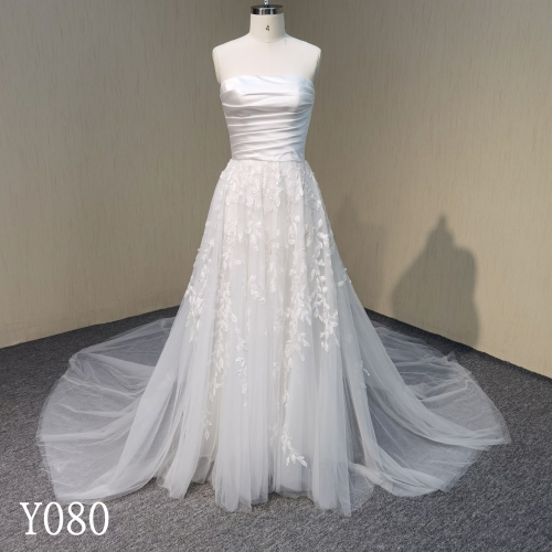 Y080 A-line Lace Applique Sheath Sleeveless Bridal Gowns