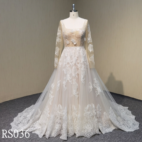 RS036 A-line Bridal Wedding Dresse with lace flowers Made in Guangdong Suppliers