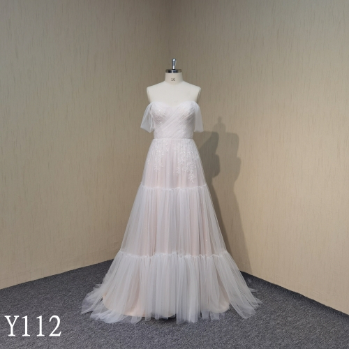 Y112 A-line Sweetheart Neck Tulle Applique Bridal Wedding Dresses