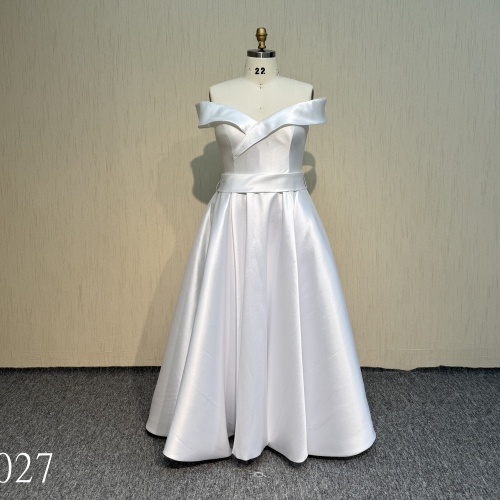 P027 Satin A-line Off Shoulder Wedding Dresses made in China