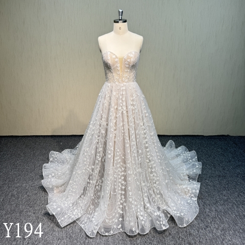 Y194 Sleeveless Sweetheart Neck 3D Lace Bridal Wedding Dresses for Wedding Woman