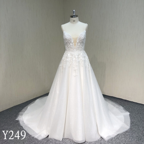 Y249  V-Neck spaghetti strap Wedding Dress with Applique Lace and glitter for Woman