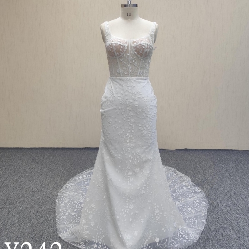 Y242 Square-neck sleeveless dress with lace appliques Backless gown Made In China