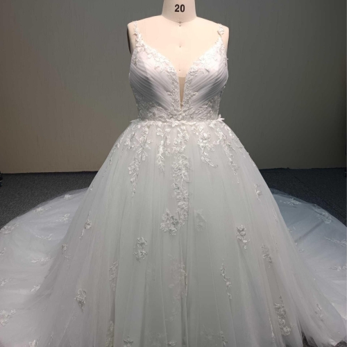 Y291 Plus Size Lace Applique Wedding Beige Gowns for Woman