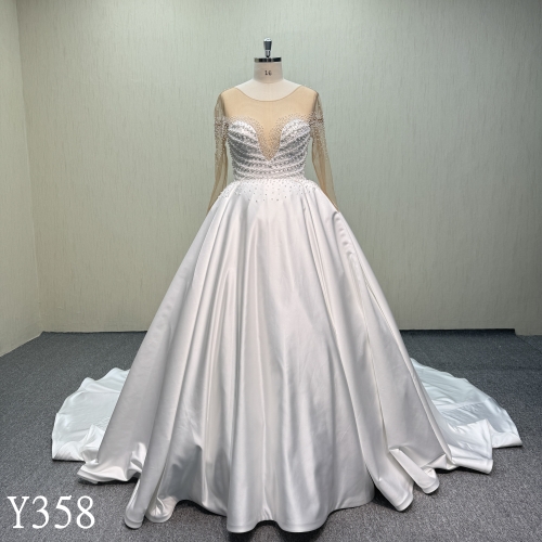 Y358 Ball gown wedding dress for women with handmade beaded