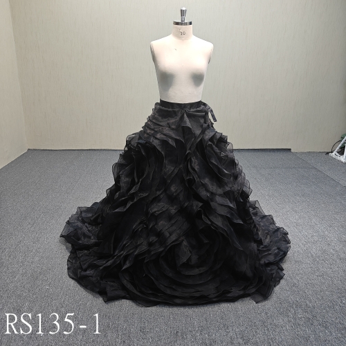 RS135-1/2 Black organza skirt with detachable design