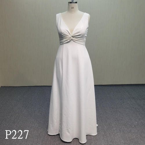 P227 Simple Deep V-Neck Pleated Open Back Wedding Dress