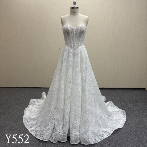 P552 Sweetheart Wedding Dress