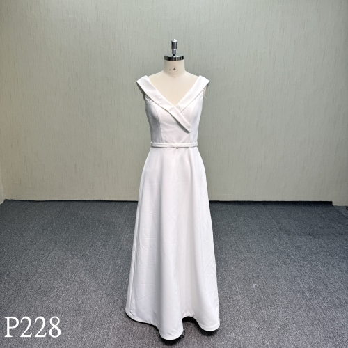 P228 V-neck Wedding Dress with belt