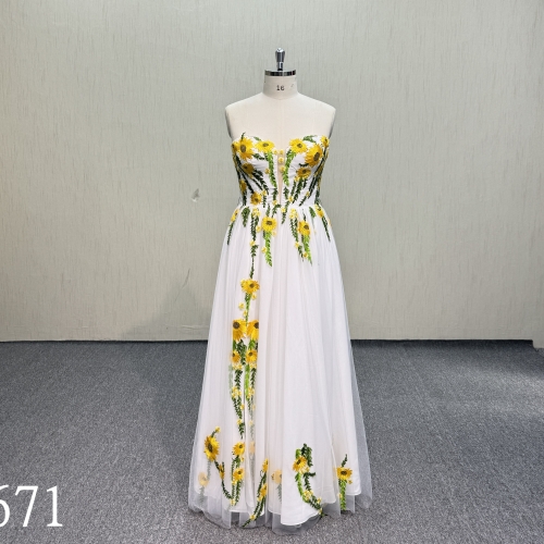 Y671 Colorful Sweetheart Wedding Dress