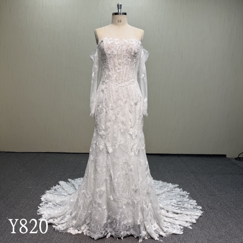 Y820 Elegant Off-Shoulder Beaded Floral Lace Mermaid Bridal Gown with Circular Lace Train