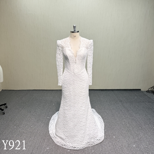 Y921 High-Quality Long Sleeve Lace Muslim Wedding Gown with Full Sweeping Train