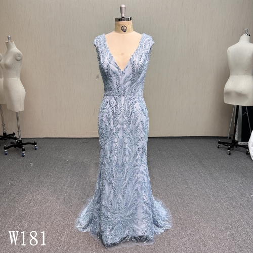 W181 Flattering Fit-and-Flare Trumpet Dress for Brides