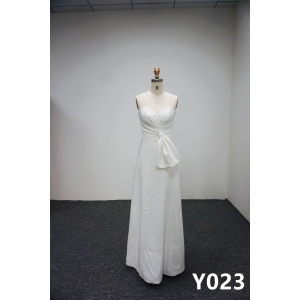 Y023 A-Line Sweetheart Neck Bridal Gown with Detachable Trailer