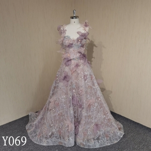 Y069 A Beaded 3D Floral Spaghetti Strap Evening Dress